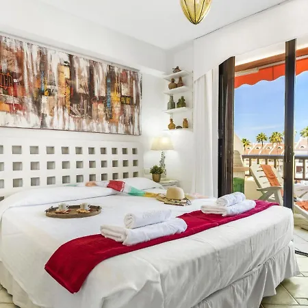 231 Parque Santiago 2 Bedroom 2 Bathroom, Wifi * Playa de las Americas (Tenerife)