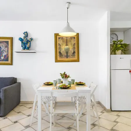 231 Parque Santiago 2 Bedroom 2 Bathroom, Wifi 公寓